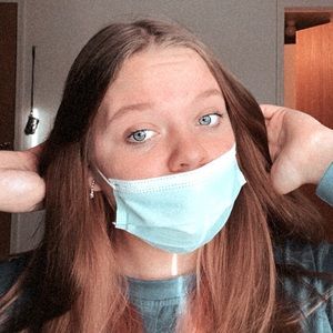 Meet your Posher, Leah